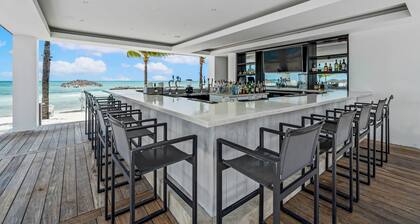 Spacious 4-bedroom Townhome Steps From The Beach