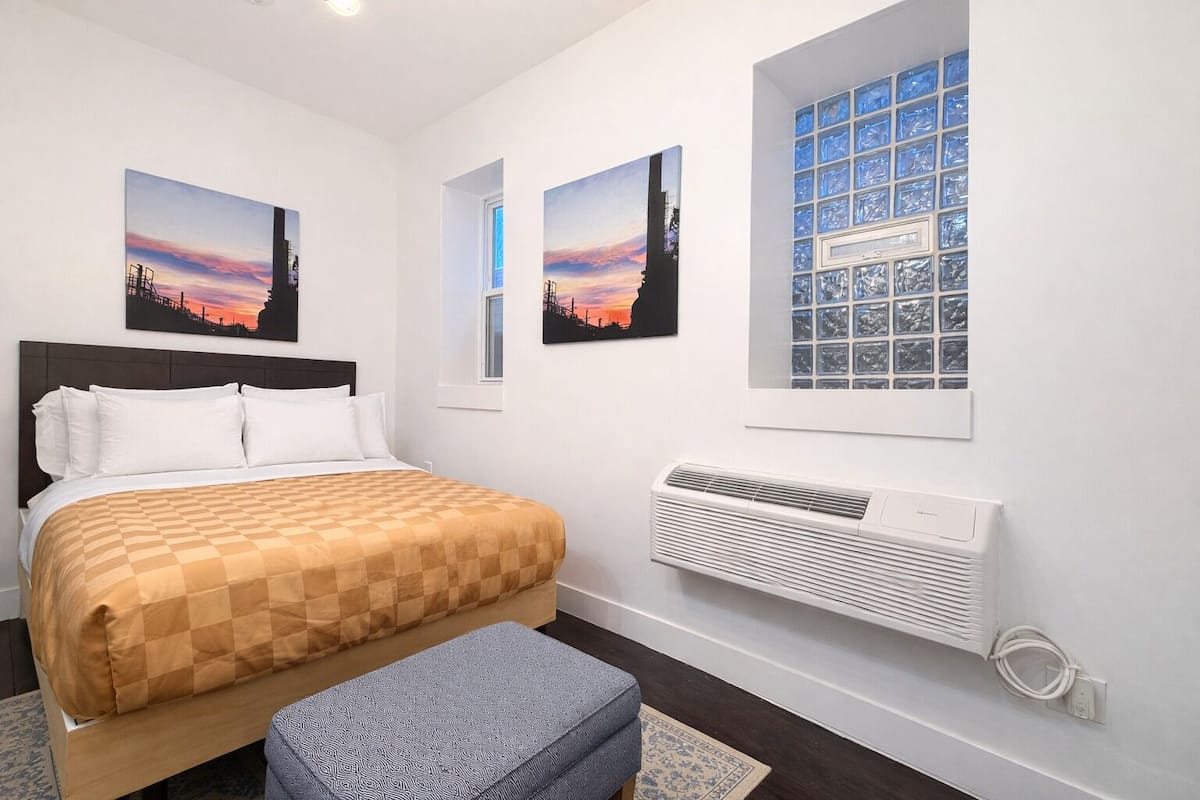 The Liberty Bell 2 - 205 | Premium bedding, memory foam beds, desk, laptop workspace