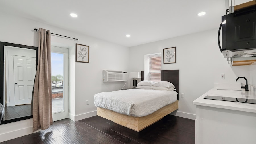 Lodgyy Suites