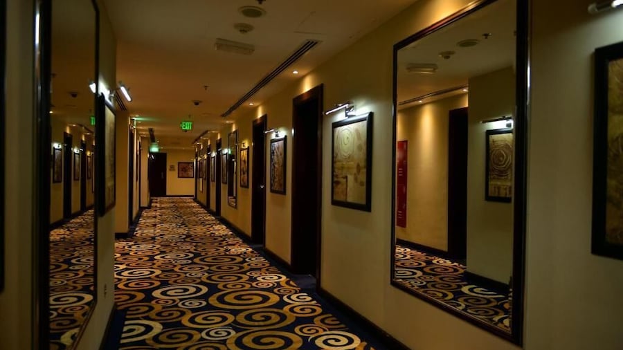 Premium Strato Hotel