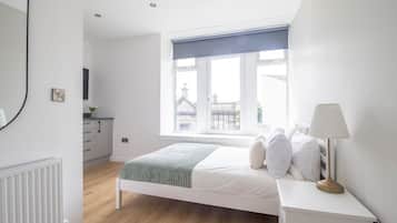 1 chambre, fer et planche Ă repasser, Wi-Fi gratuit, draps fournis