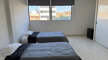 Departamento superior (Planta Baja) | Escritorio y wifi gratis