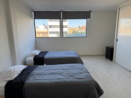 Superior appartement (Planta Baja) | Een bureau, gratis wifi