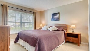 5 bedrooms, iron/ironing board, WiFi, bed sheets