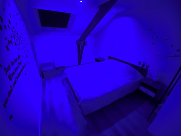 1 bedroom, desk, iron/ironing board, free WiFi