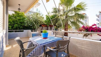 Triple Room | Terrace/patio