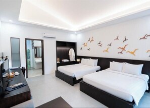 Family Triple Room, Mountain View | In-room safe, blackout curtains, iron/ironing board, free WiFi - VangVieng Elegance Boutique Resort (Vang Vieng)
