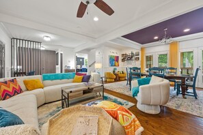 Smart-tv, pejs, bøger