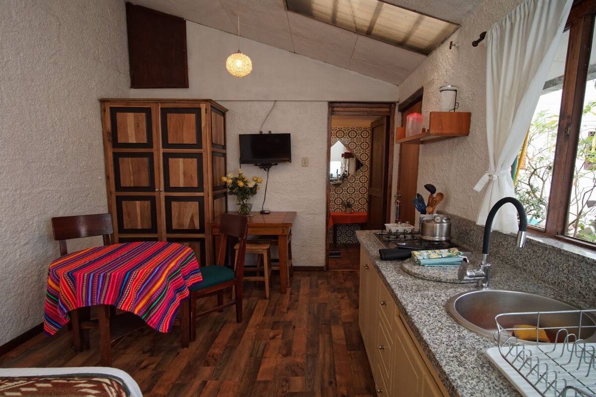 Cubrecamas, wifi gratis y ropa de cama 