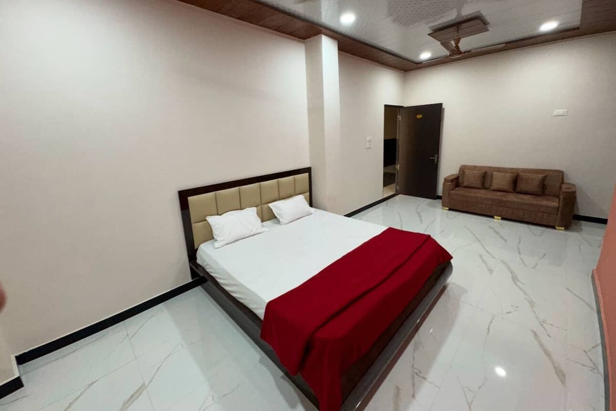 Luxury Suite, Balcony, Garden View | 1 bedroom