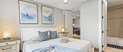 2 bedrooms, iron/ironing board, travel cot, free WiFi