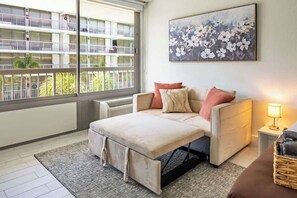 Téléviseur, bureau