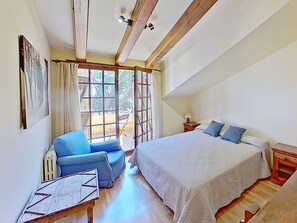 8 makuuhuonetta, työpöytä, silitysrauta/-lauta, ilmainen Wi-Fi