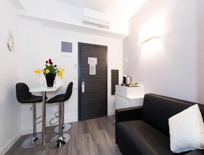 Interior - Brunelleschi Luxury Holidays (Rome)