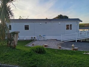 Exterior - Poppy's Retreat - Lodge in the Valley of Porth (Newquay)