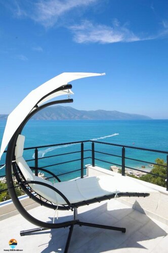 Sunny Hill Residence Penthouse Apartment