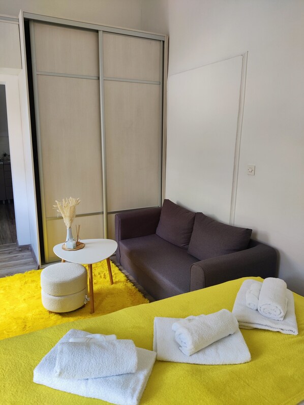 Interior - Apartment Nidal -450 m from Old Town - Quiet & Central -Free Parking + Wi-Fi (Sarajevo)