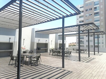 Apartment with swimming pool in condominium near the Guadalajara Zoo and Arena Guadalajara