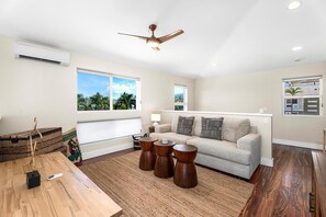 Unclassified image, 4 of 92, button - Kona Sea Ridge#a4: Beautiful 2 Level Spacious! (Kailua-Kona)