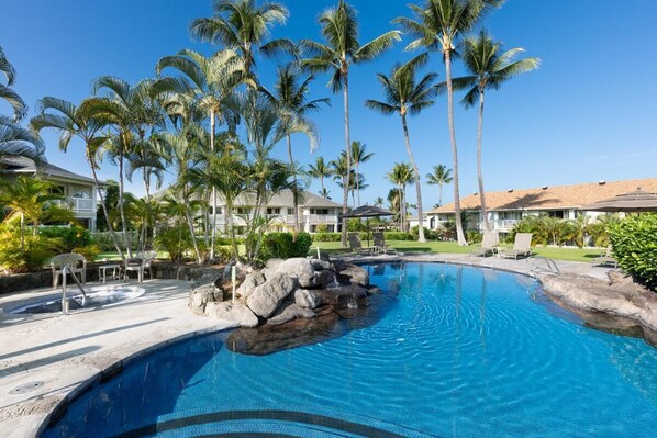 Condo, Plusieurs lits (Kona Sea Ridge#A4) | Piscine