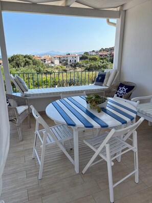 Outdoor dining - Splendid beauties of Ogliastra (Sardegna)
