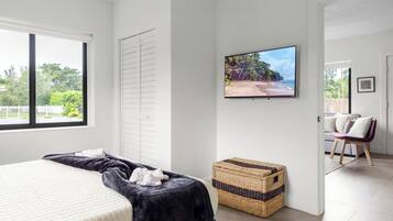 1 bedroom, iron/ironing board, free WiFi, bed sheets