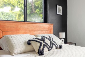 1 dormitorio, tabla de planchar con plancha, wifi gratis y ropa de cama