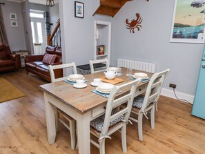 Dining - Kennie Cottage (Seahouses)