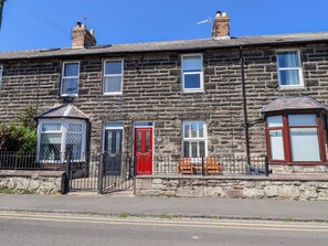 Exterior - Kennie Cottage (Seahouses)