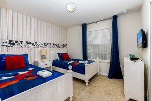 5 bedrooms, iron/ironing board, free WiFi, bed sheets