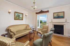 Classic Apartment, City View | Living area - Nafsika's Grande Residence in Corfu Town (Corfu)