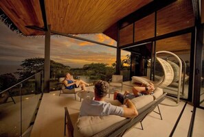 Terrace/patio - Stealing Time. A 5-Star Private Resort. (Esterillos Oeste)