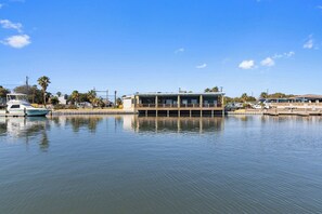 Boating - Bluff's Landing Lodge (Corpus Christi)