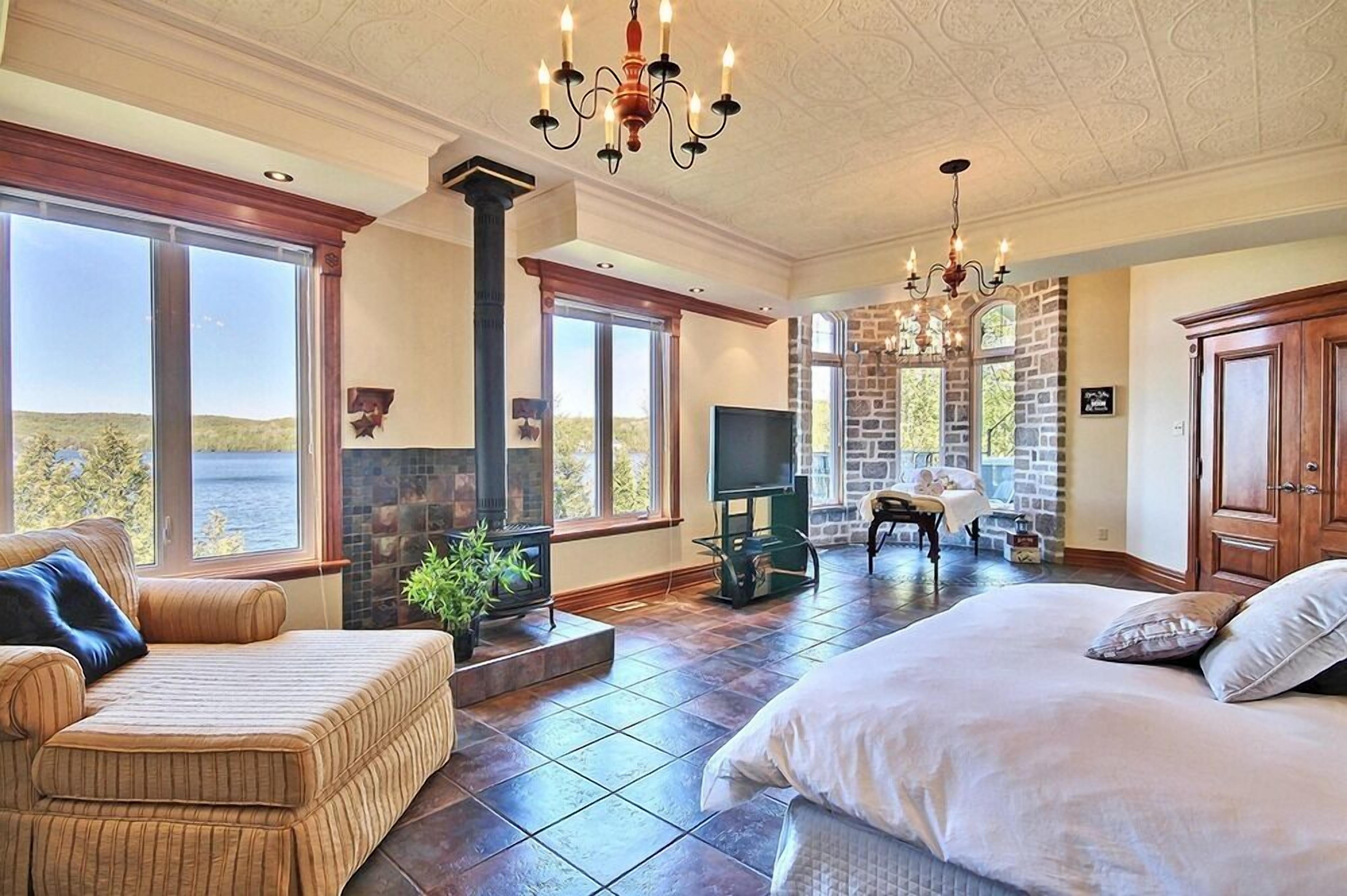 5 Schlafzimmer, Bügeleisen/Bügelbrett, WLAN, Bettwäsche