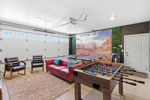 Game room - New- Pool, Hot Tub, Nintendo Switch, Pool, Pickleball and Ping Pong Fun (Santa Clara)