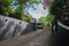Property entrance - Verdant Rise (Hassocks)
