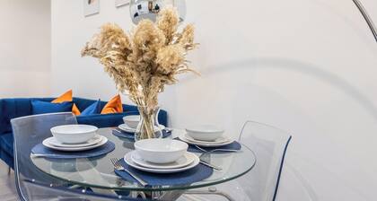 Chic City Apartment in Wallington