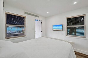 4 bedrooms, iron/ironing board, travel cot, free WiFi