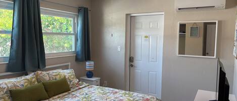 2 dormitorios, tabla de planchar con plancha, wifi y ropa de cama