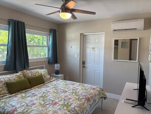 2 makuuhuonetta, silitysrauta/-lauta, Wi-Fi, vuodevaatteet