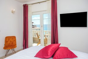 3 chambres, fer et planche à repasser, Wi-Fi gratuit