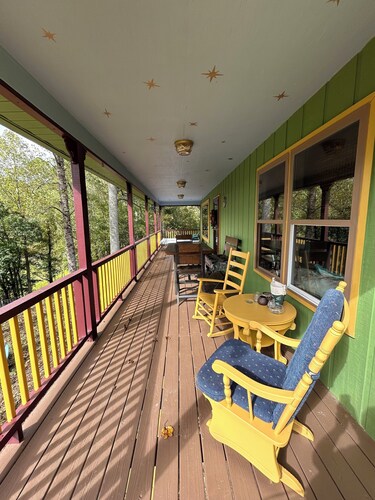 The Queen of Hearts House: An Eclectic, Rustic & Royal Wonderland