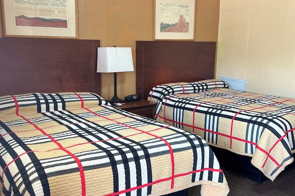 Double Room | Free WiFi