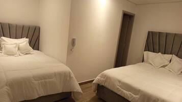 Camera tripla | Wi-Fi gratuito