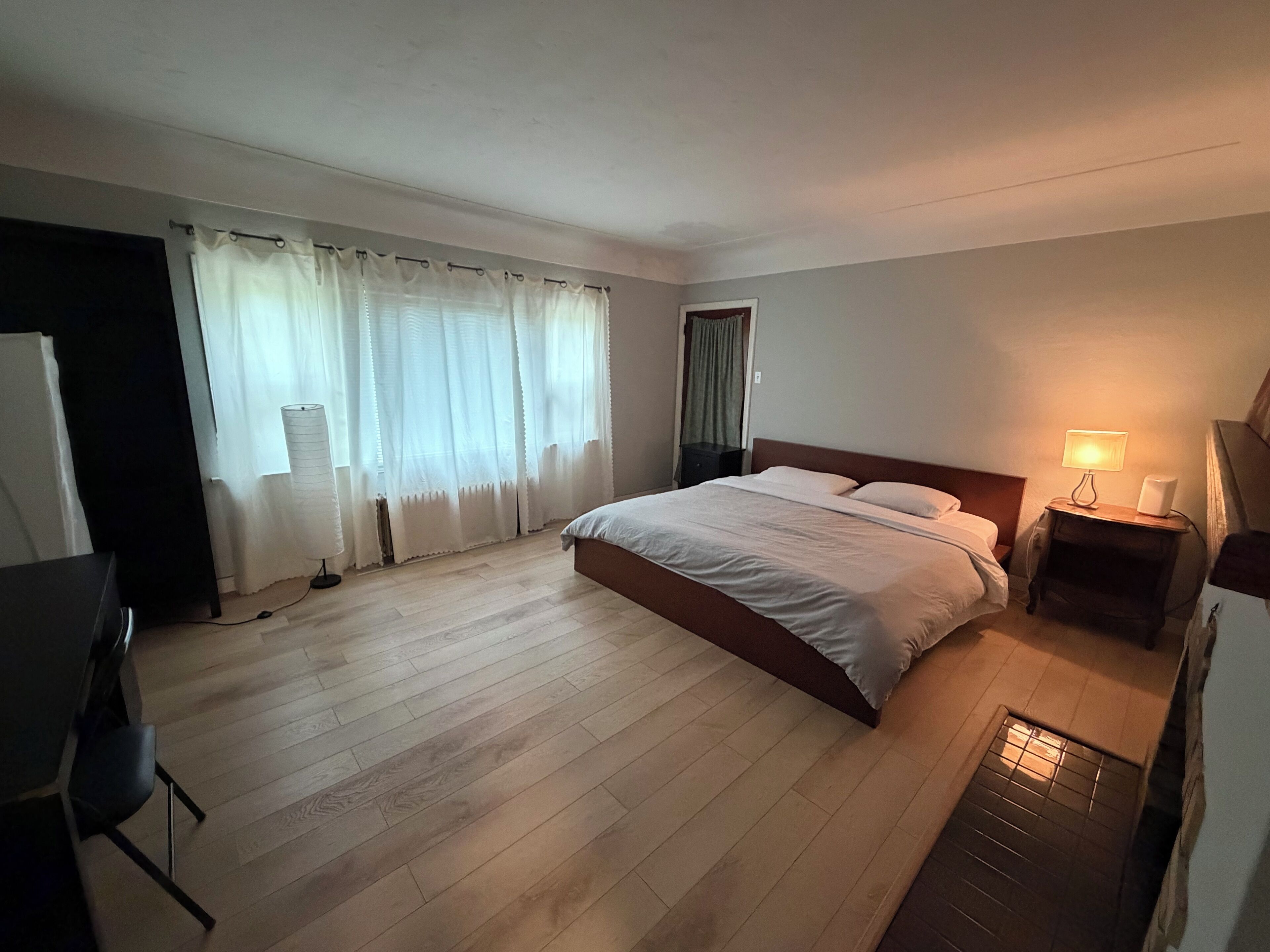 3 chambres, bureau, fer et planche à repasser, Wi-Fi gratuit