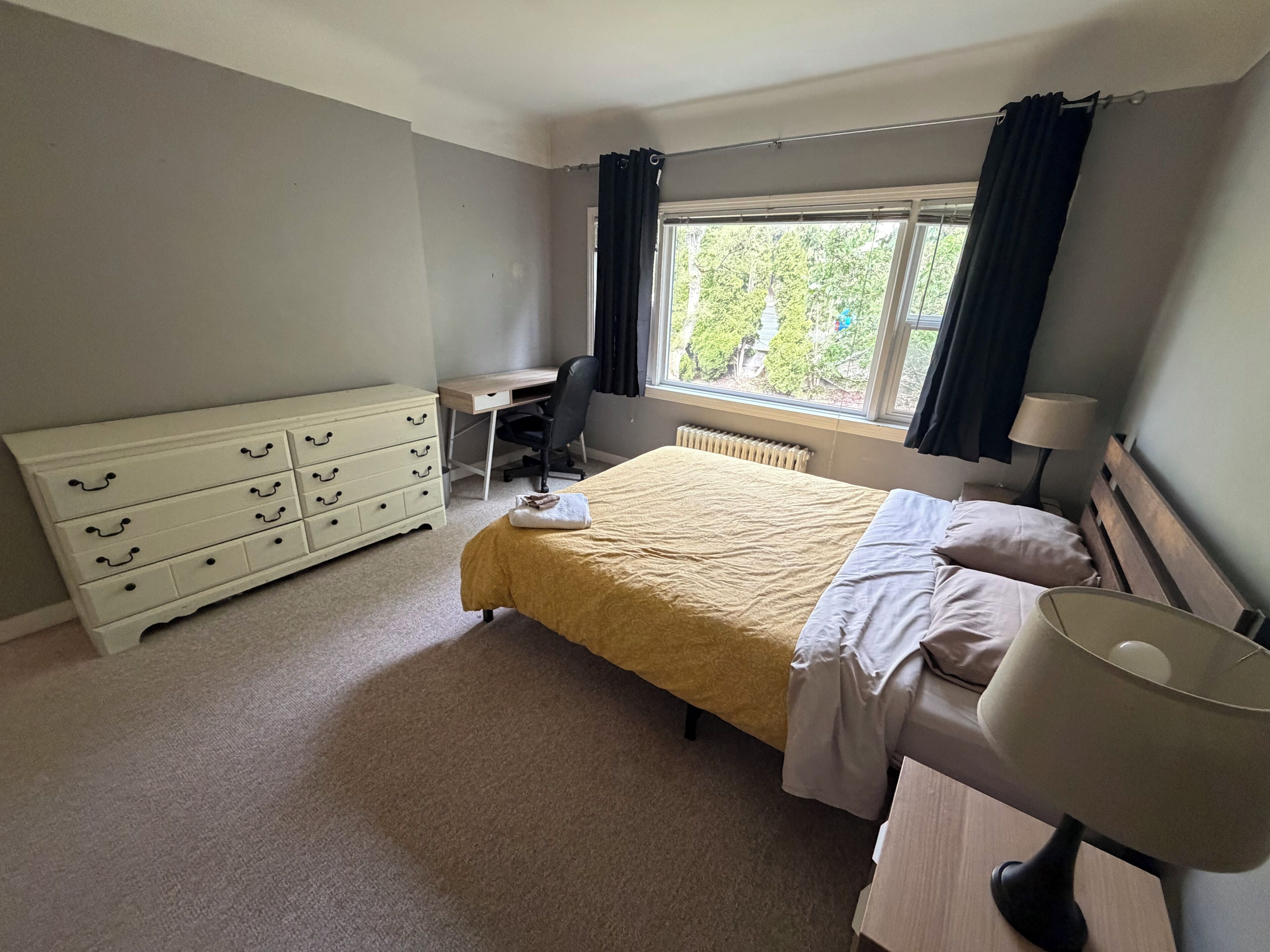 3 chambres, bureau, fer et planche à repasser, Wi-Fi gratuit