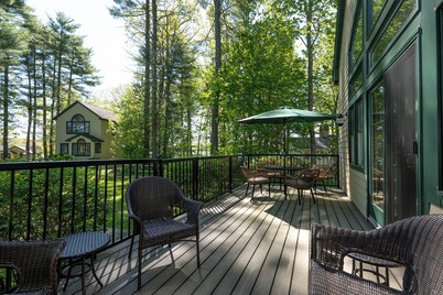 Spacious Lakehouse +Private Dock+Firepit+Kayaks