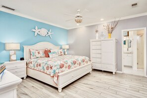 5 bedrooms, desk, iron/ironing board, travel cot