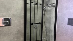 Standard Room, Garden View | Bathroom | Hair dryer, slippers, towels, soap - Trina Talles Alaçatı (Cesme)