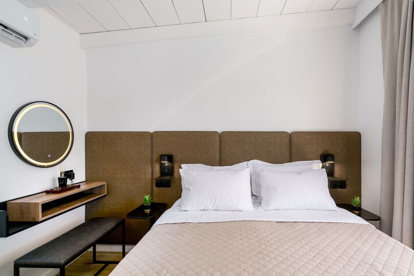 1 chambre, fer et planche à repasser, lit parapluie, Wi-Fi gratuit